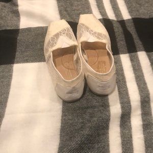 Toms Shoes - Selling White toms Toms Shoes - Selling White toms